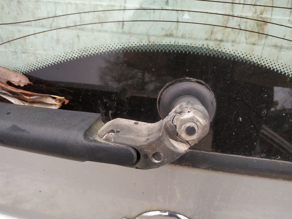 Galinio lango valytuvu varikliukas used used Opel ASTRA 2017 1.4