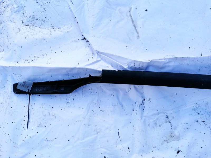 Roof rail - left side USED USED Toyota AVENSIS VERSO 2003 2.0