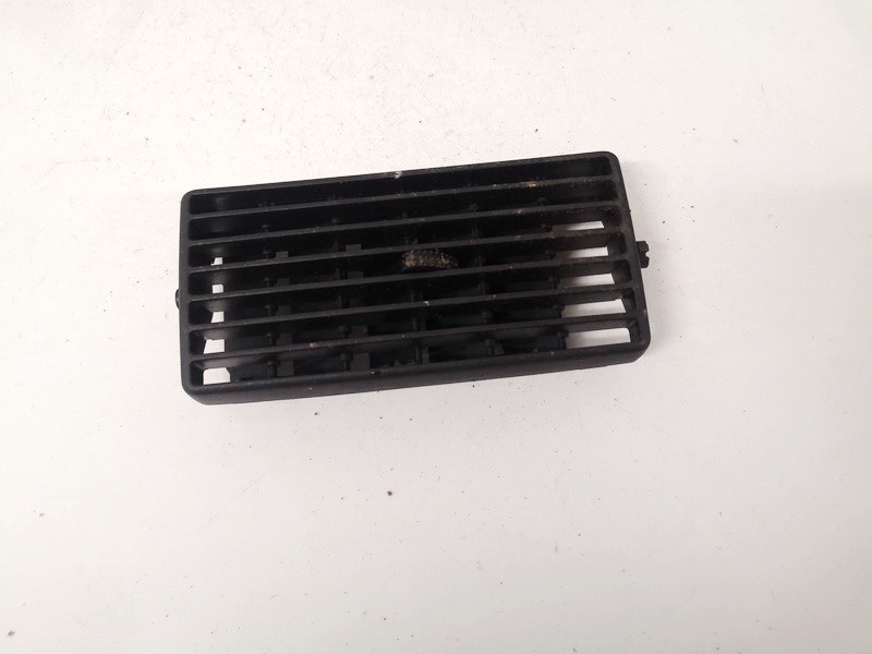 Dash Vent (Air Vent Grille) 1j0819755b used Volkswagen GOLF 2004 1.4