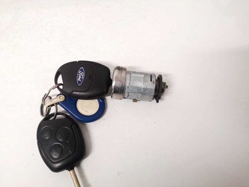 Ignition Barrels (Ignition Switch) uc592300f used Ford MONDEO 2001 2.0