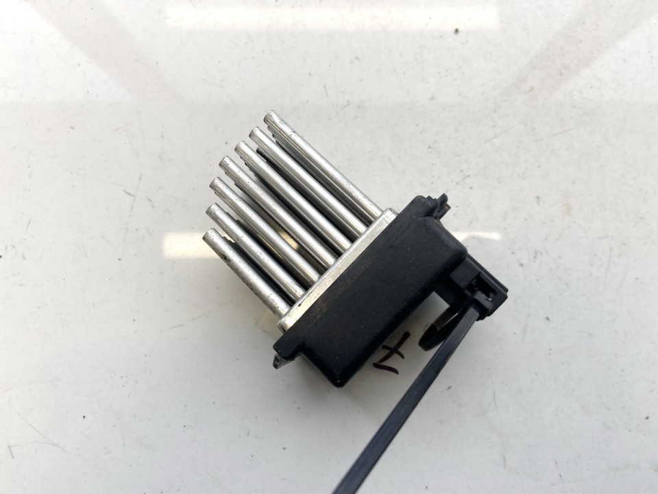 Heater Resistor (Heater Blower Motor Resistor) 4b0820521 mf246810-149, mf24681049, 5ds006467-02, 5ds00646702 Audi A6 2005 3.0