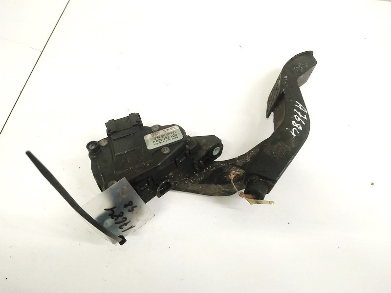 Accelerator throttle pedal (potentiometer) 8D1721523J 6PV00837603 Volkswagen PASSAT 2005 1.9