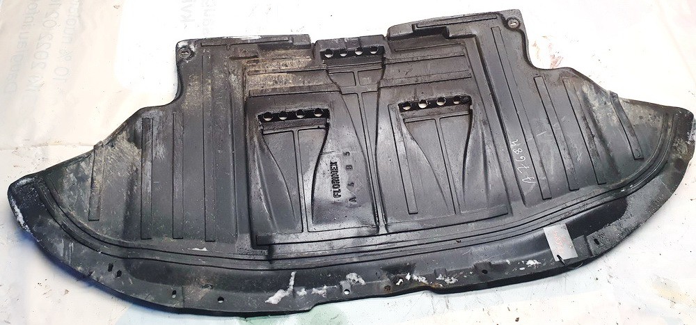 Variklio apsauga (padonas) used used Volkswagen PASSAT 1991 1.8