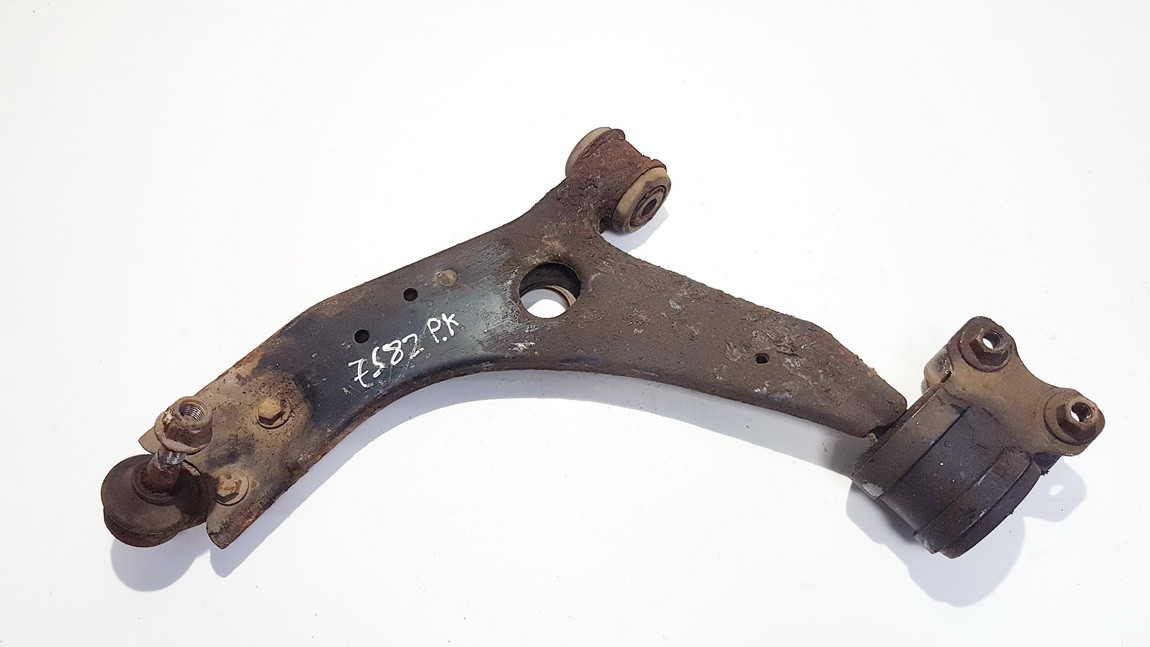 Control arm - front left used used Ford FOCUS 1999 1.6