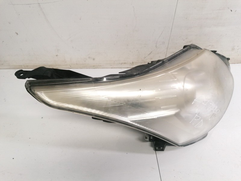 Front Headlight Right RH USED USED Toyota AVENSIS 2005 2.0