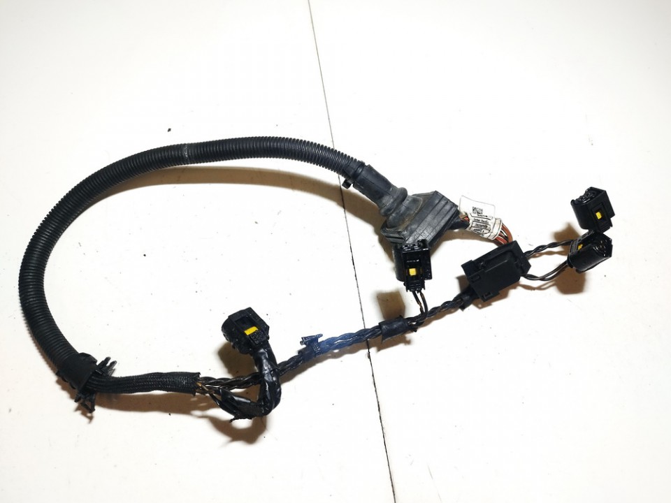 wiring looms and harnesses 736061604b 782365105kkk BMW 5-SERIES 2011 2.0