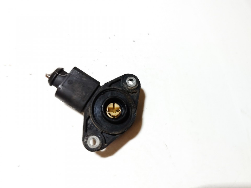 Throttle Position Sensor (Fuel Injection Throttle Switch) USED USED Volkswagen JETTA 1984 1.6