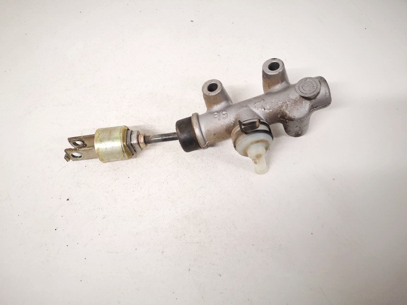 Master clutch cylinder used used Toyota AVENSIS VERSO 2003 2.0