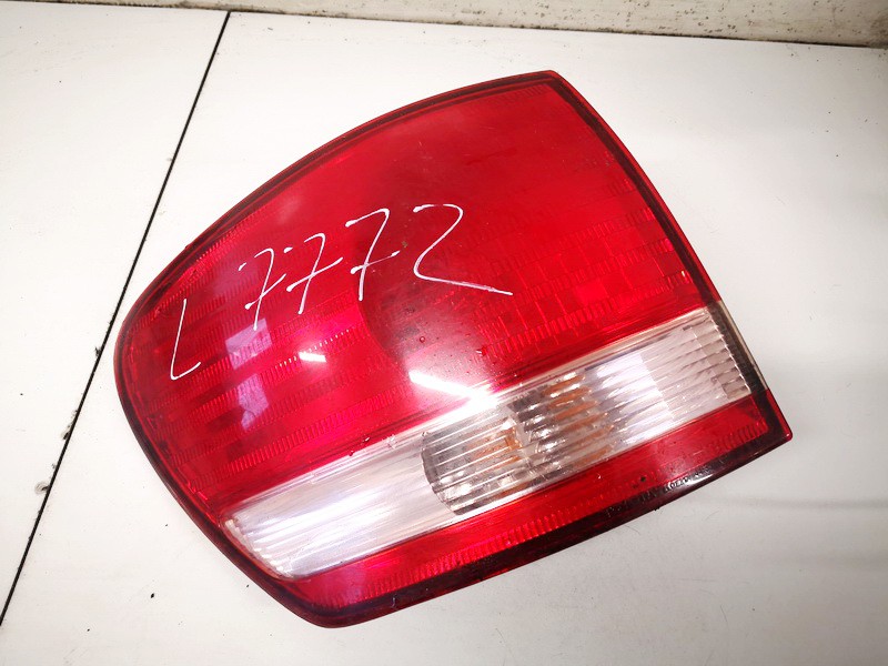 Tail Light lamp Outside, Rear Left used used Toyota AVENSIS VERSO 2002 2.0