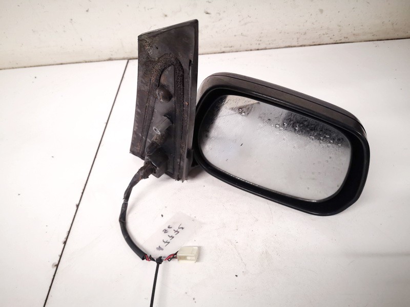 Exterior Door mirror (wing mirror) right side e4012153 used Toyota AVENSIS VERSO 2001 2.0