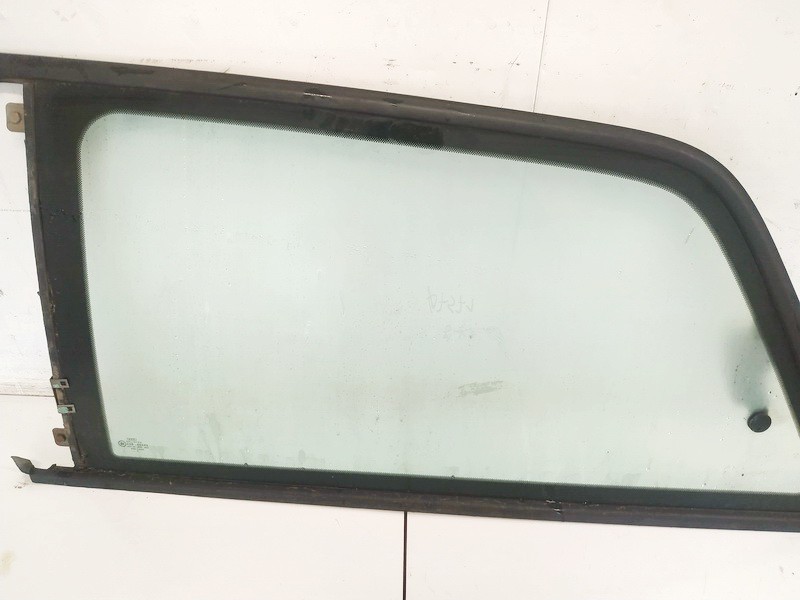 Rear Left  side corner quarter window glass  used used Audi A3 2005 2.0