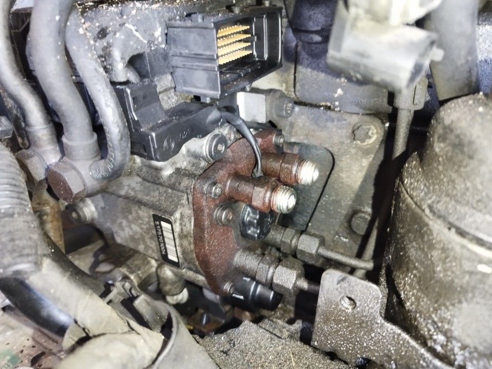 High Pressure Injection Pump 0470504215 used Opel VECTRA 2004 1.9