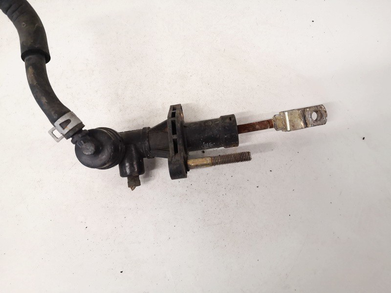 Master clutch cylinder USED USED Kia CARENS 2002 2.0