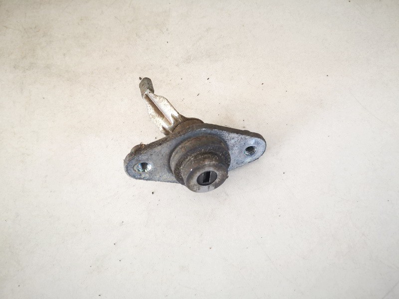 Rear lid lock (BOOT LOCK) used used Toyota AYGO 2005 1.4