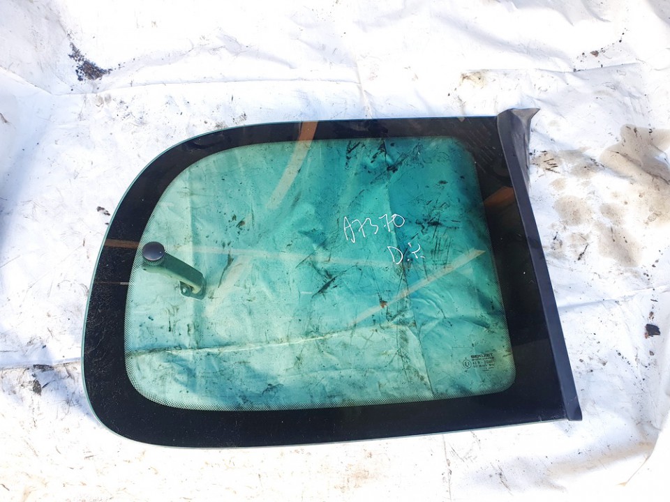 Rear Right passenger side corner quarter window glass used used Renault ESPACE 2002 2.0