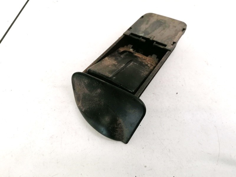 Center Console Ashtray (Ash Tray) 98aba04810cfw used Ford FOCUS 2000 1.8