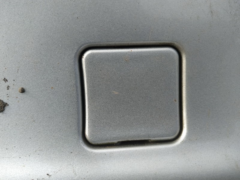 Заглушка буксировочного крюка задний used used Peugeot 206 2001 1.9
