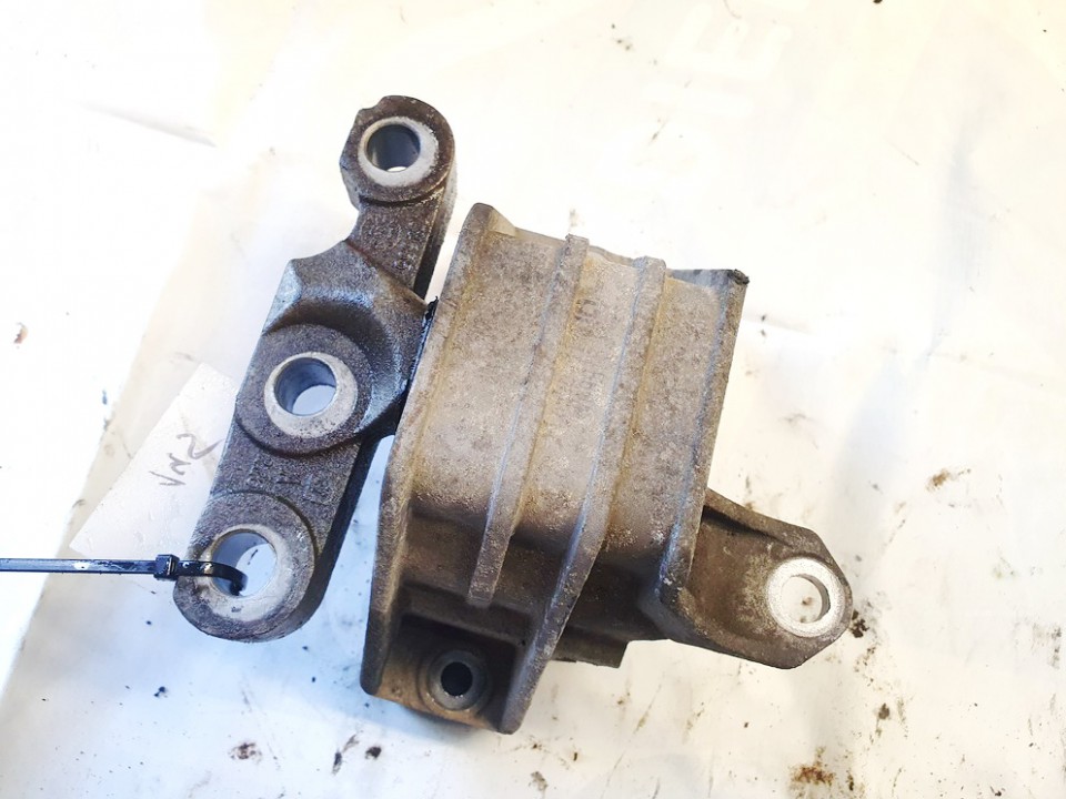 Engine Mounting and Transmission Mount (Engine support) used used Fiat CROMA 2005 1.9