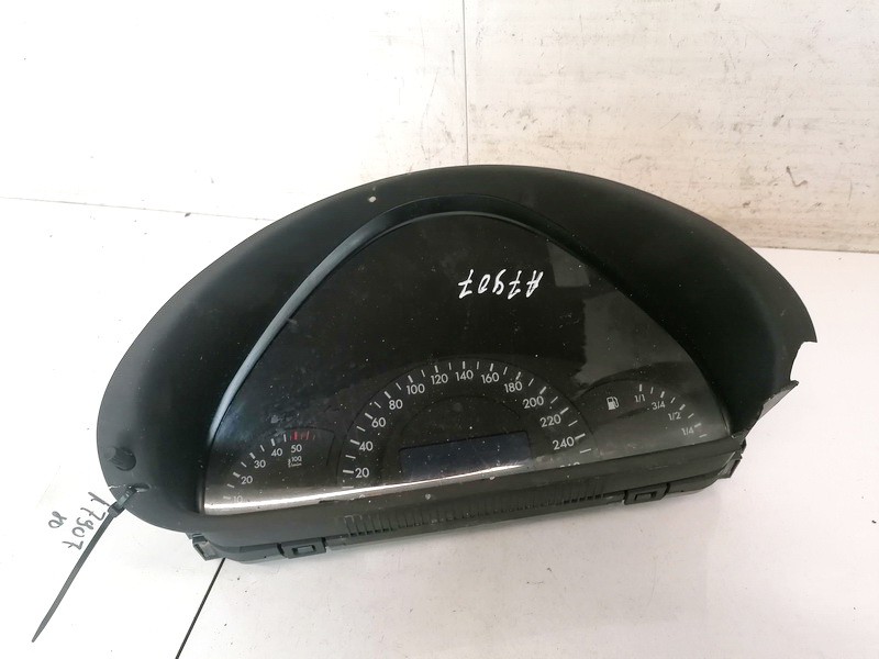 Speedometers - Cockpit - Speedo Clocks Instrument 88311323 USED Mercedes-Benz C-CLASS 1995 2.2
