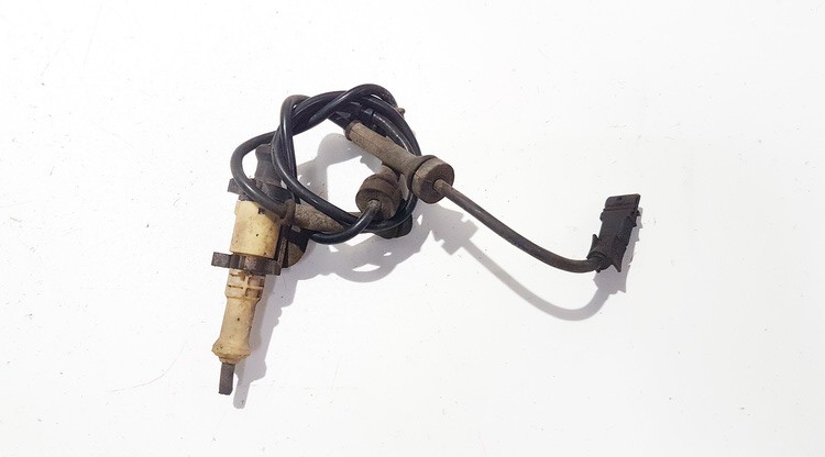 ABS Sensor (ABS WHEEL SPEED SENSOR) front right 8200446282 used Renault SCENIC 1997 1.6