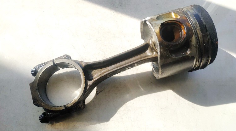 Piston and Conrod (Connecting rod) USED USED Skoda SUPERB 2002 2.5