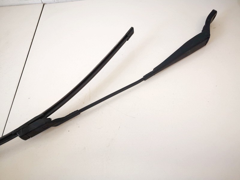 Wiper Blade 288809909r used Renault TWINGO 1993 1.2