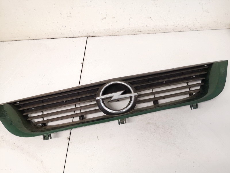 Front hood grille 90505722 used Opel VECTRA 1996 1.7