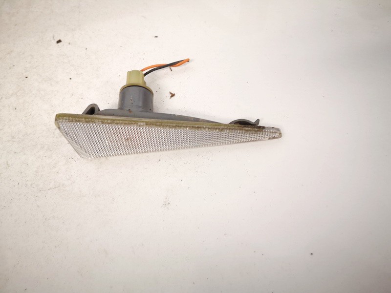 Clear Side Repeaters Left 8200027150e used Renault MEGANE 1998 1.6