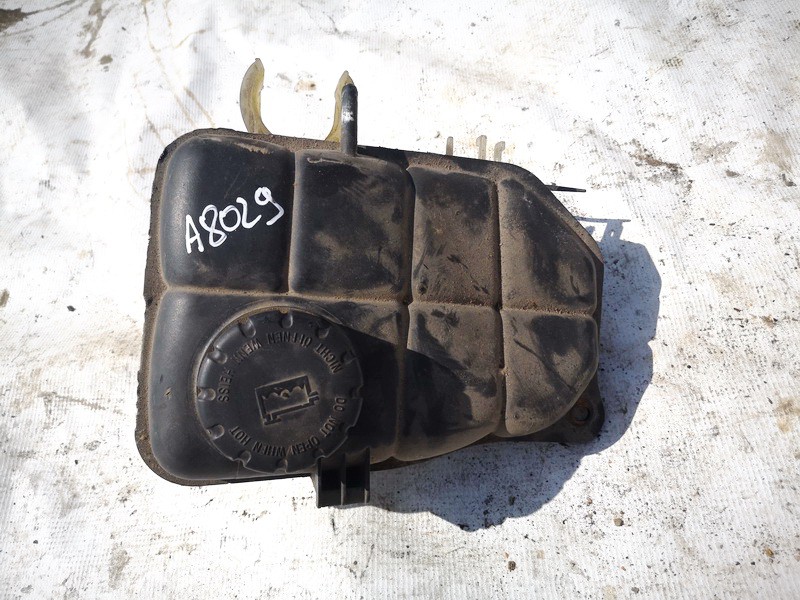 Expansion Tank coolant (RADIATOR EXPANSION TANK BOTTLE ) 2035000049 used Mercedes-Benz C-CLASS 2002 2.2