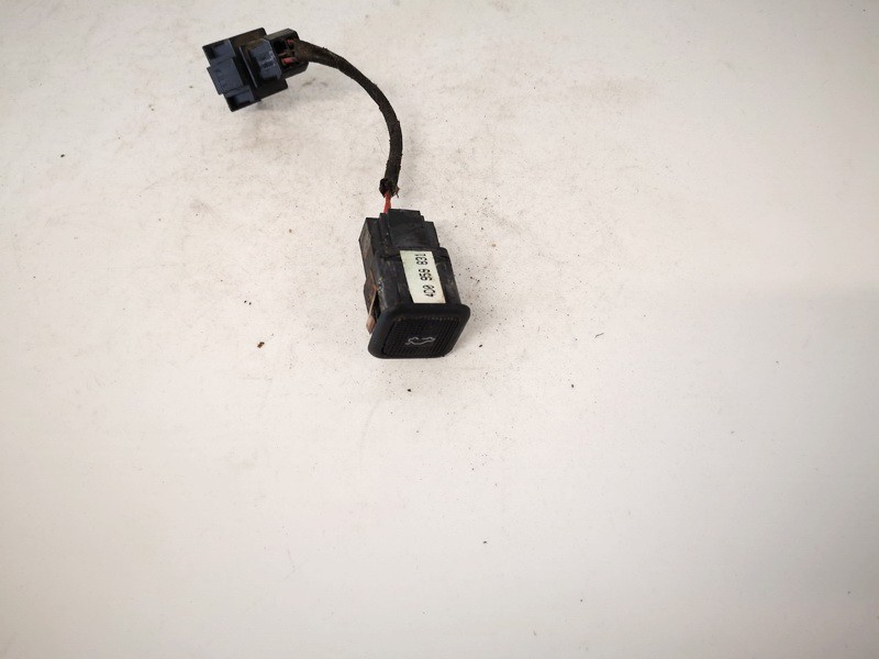 Trunk opener (Release Switch button) 4d0959831 used Audi A8 2003 4.2