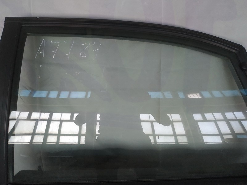 Боковое окно - задний левый used used Honda ACCORD 1993 2.0