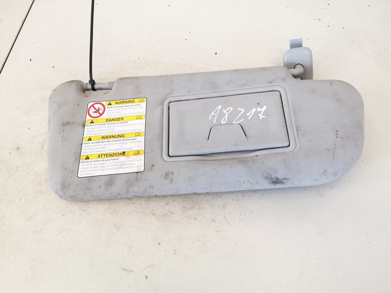 Sun Visor, With Light and Mirror and Clip used used Mazda 3 2010 1.6