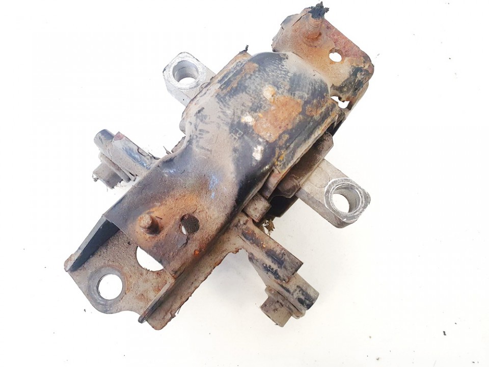 Variklio pagalves bei Greiciu dezes pagalves 6q0199555at used Volkswagen POLO 1991 1.3