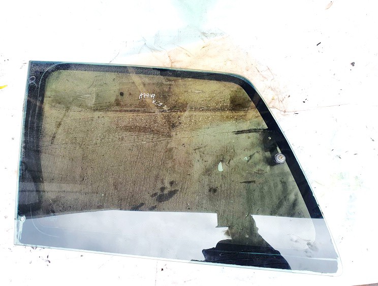 Rear Left  side corner quarter window glass  used used Peugeot 806 2002 2.0