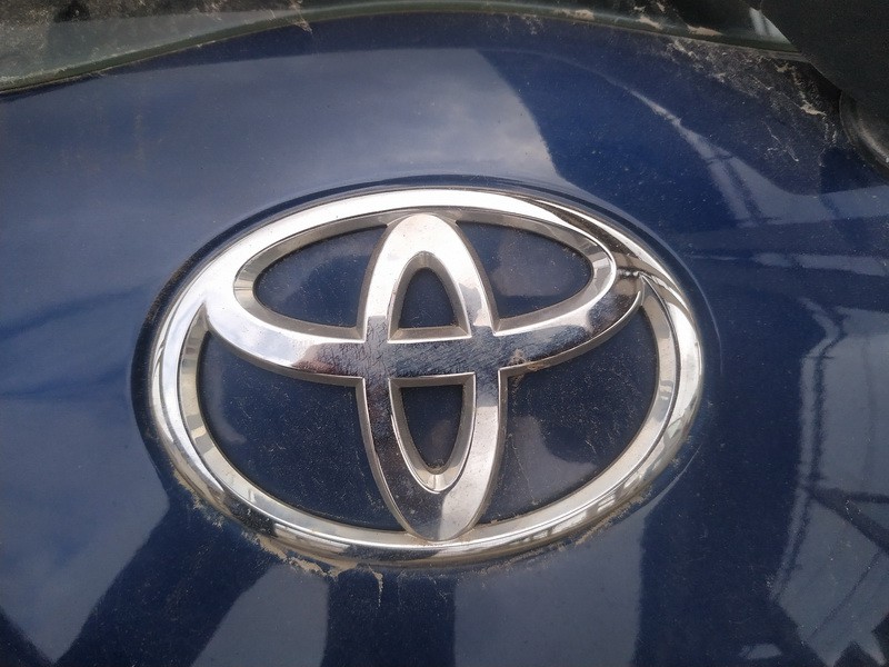 Задние Эмблема USED USED Toyota YARIS 2006 1.4