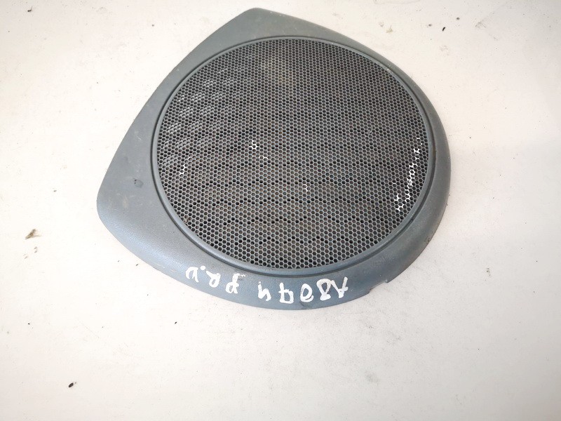 Front grille speaker right side 7700832057 used Renault SCENIC 2000 1.9