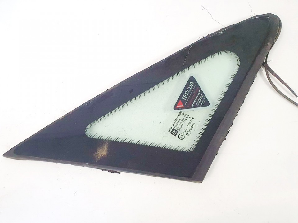 Front Right passenger side corner quarter window glass used used Opel CORSA 1999 1.2