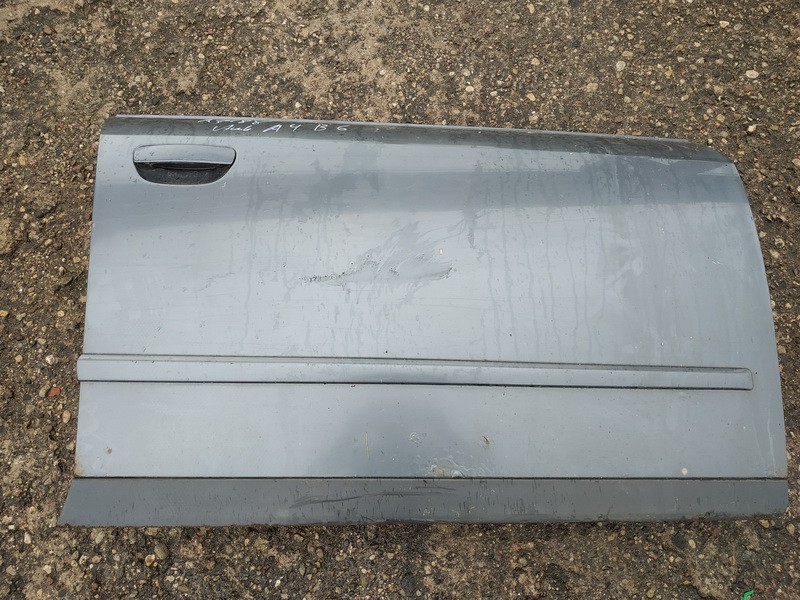 Doors - front right side pilkos used Audi A4 1995 1.6