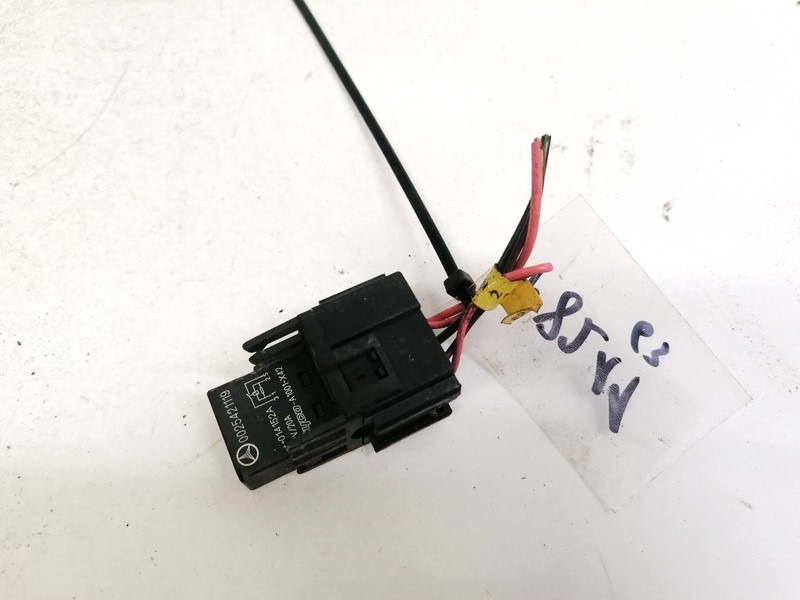 Relay module 0025421119 USED Mercedes-Benz A-CLASS 2000 1.7