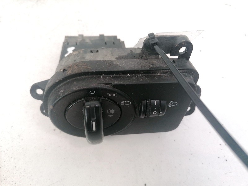 Headlight adjuster switch (Foglight Fog Light Control Switches) 2S6T13A024AB USED Ford FIESTA 2011 1.2