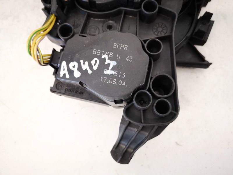 кронштейн моторчика заслонки отопителя ead513 b8168u Opel MERIVA 2004 1.7