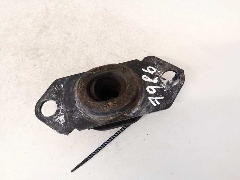Engine Mounting and Transmission Mount (Engine support) 8200352851 used Renault SCENIC 1998 1.6