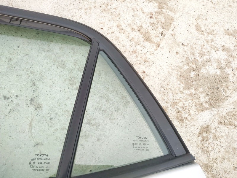 Quarter glass - rear left side used used Toyota AURIS 2008 1.4