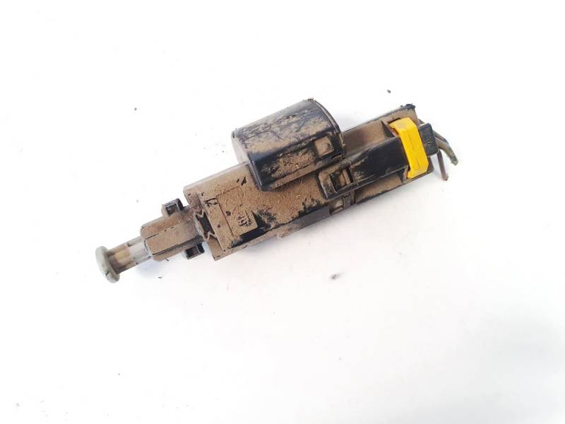 Brake Light Switch (sensor) - Switch (Pedal Contact) 09132299 09175172, 09175185 Opel ASTRA 1993 1.7