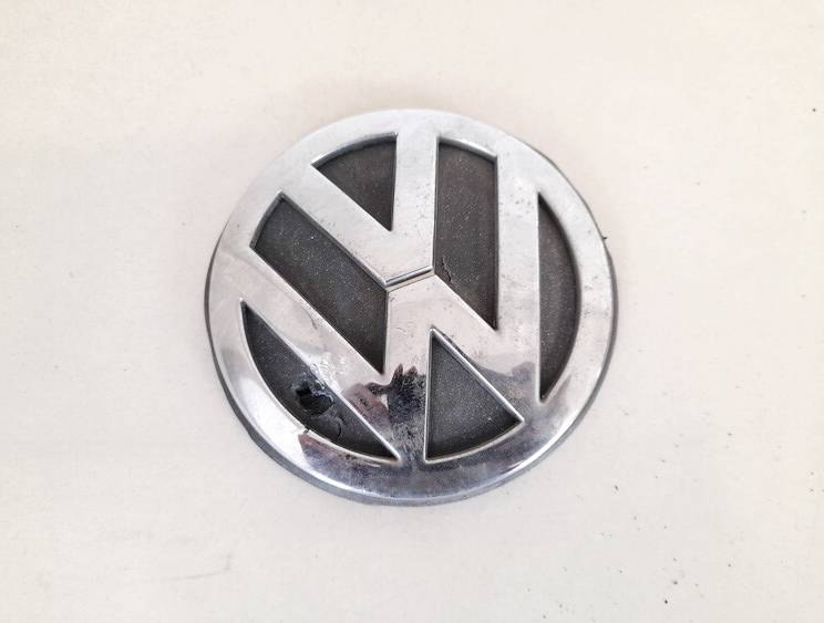 Priekinis zenkliukas (Emblema) 1j6853630a 1j6853630b Volkswagen GOLF 2004 1.9