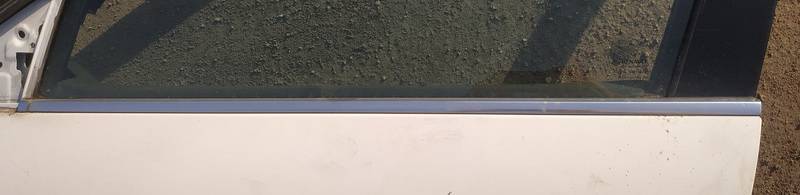 Glass Trim Molding-weatherstripping - front left side used used Renault LAGUNA 2001 1.9