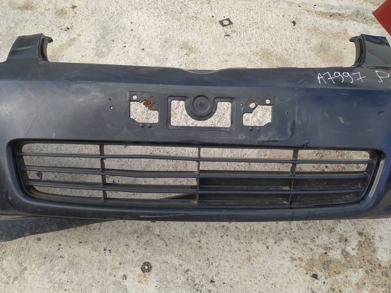 Bumper Grille Front Center used used Toyota COROLLA VERSO 2006 2.2