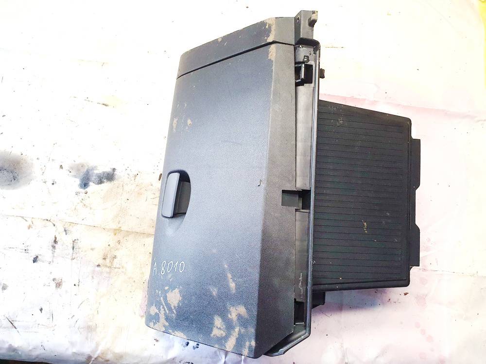 Glove Box Assembly 681080004r used Renault SCENIC 1998 1.9