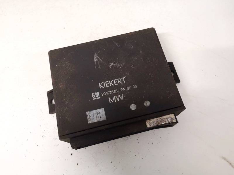 General Module Comfort Relay (Unit) 90493865 PAGF30 Opel OMEGA 2002 2.2