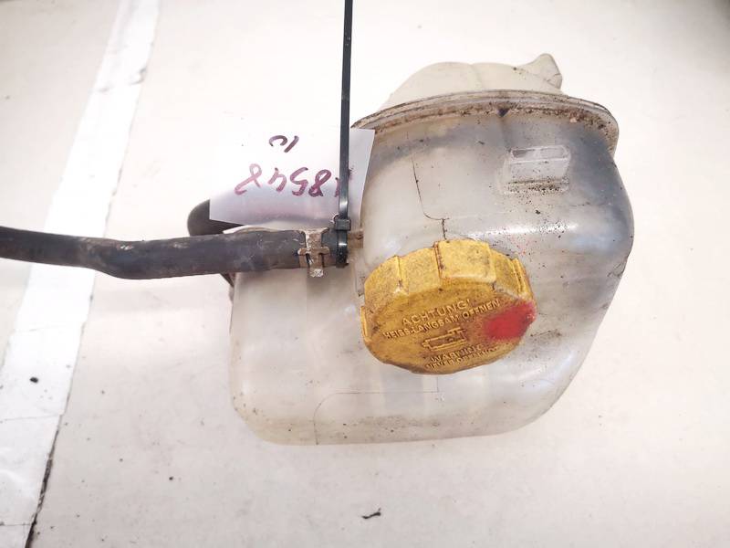 Expansion Tank coolant (RADIATOR EXPANSION TANK BOTTLE ) 9202100 used Opel VECTRA 1997 2.0